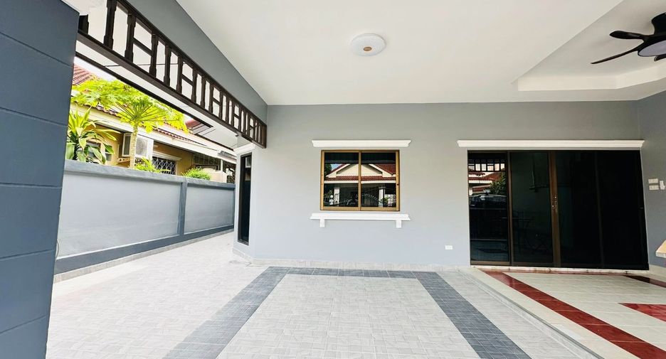 For rent 3 bedrooms house in Bang Lamung, Chonburi