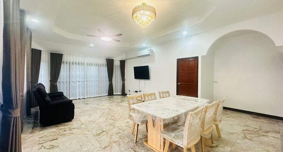 For rent 3 bedrooms house in Bang Lamung, Chonburi
