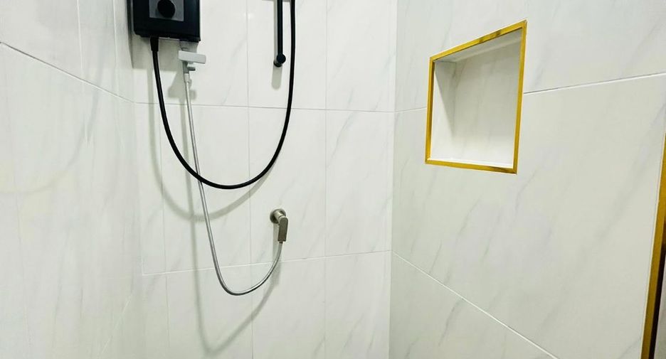 For rent 3 bedrooms house in Bang Lamung, Chonburi
