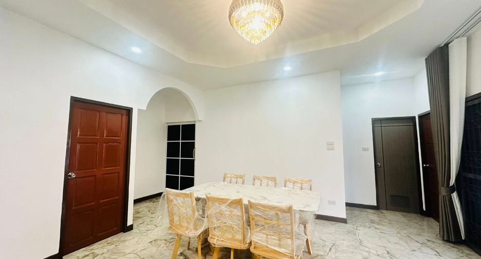 For rent 3 bedrooms house in Bang Lamung, Chonburi