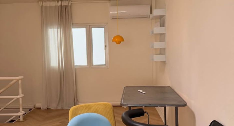 Gewerbefläche zur Miete mit 5 Zimmer in Khlong Toei, Bangkok