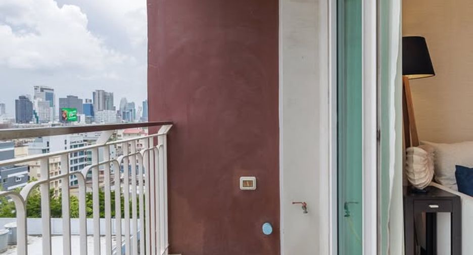 Wohnung zur Miete und zum Kauf mit 1 Zimmer in Ratchathewi, Bangkok