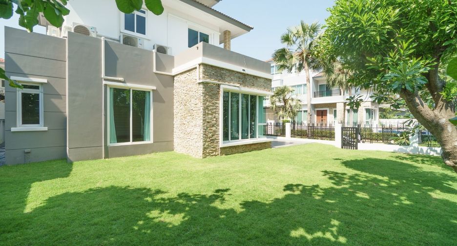 For rent and for sale 5 bedrooms house in Saphan Sung, Bangkok