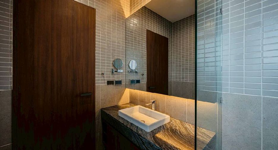 Haus zum Kauf mit 5 Zimmer in Saraphi, Chiang Mai