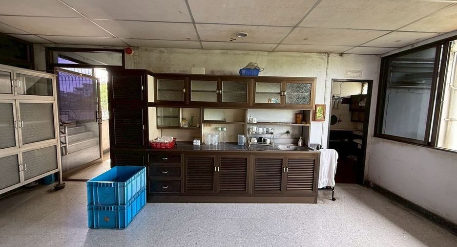 Terreno en venta en Bang Khun Thian, Bangkok