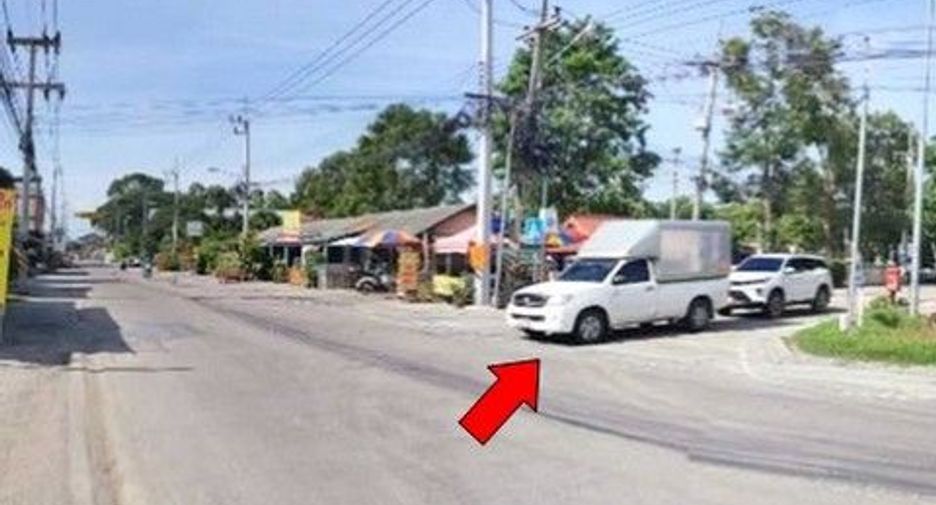 出售 1 卧室 办公室 在 Ban Bueng, Chon Buri
