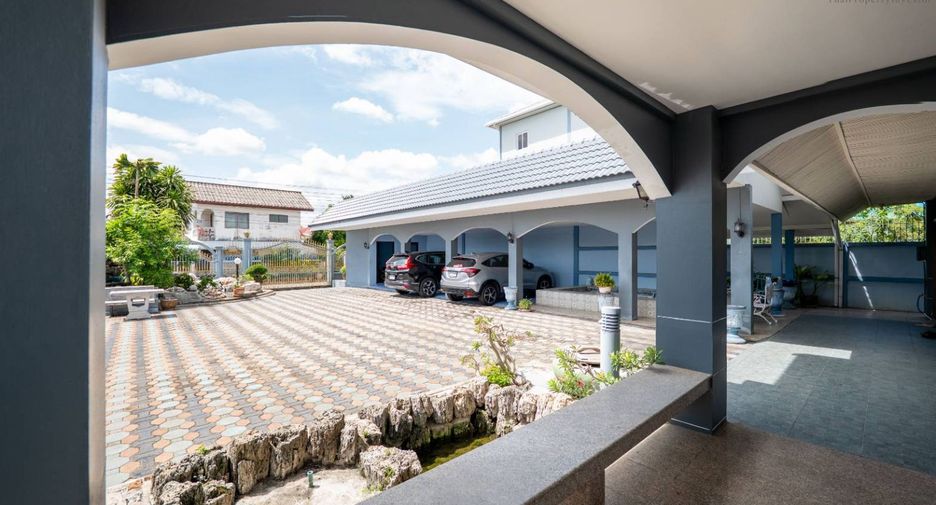 Casa en venta de 4 habitaciones en Pak Kret, Nonthaburi