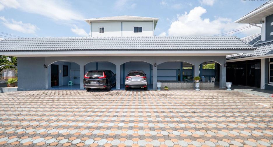Casa en venta de 4 habitaciones en Pak Kret, Nonthaburi