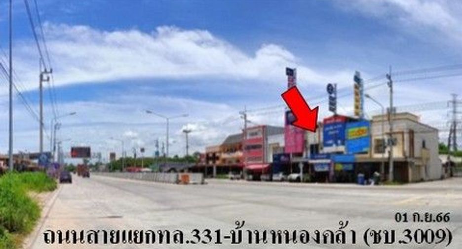 For sale 1 bed retail Space in Ban Bueng, Chonburi
