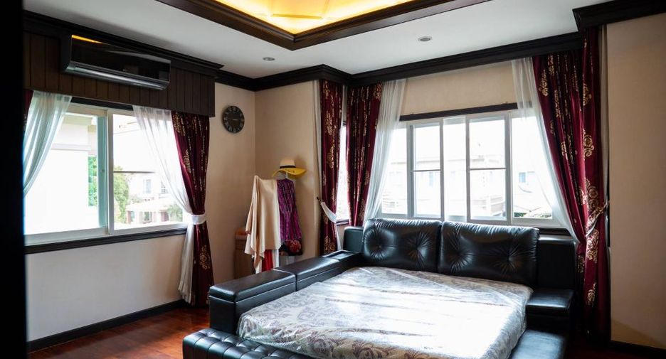 Haus zum Kauf mit 4 Zimmer in Bang Bua Thong, Nonthaburi