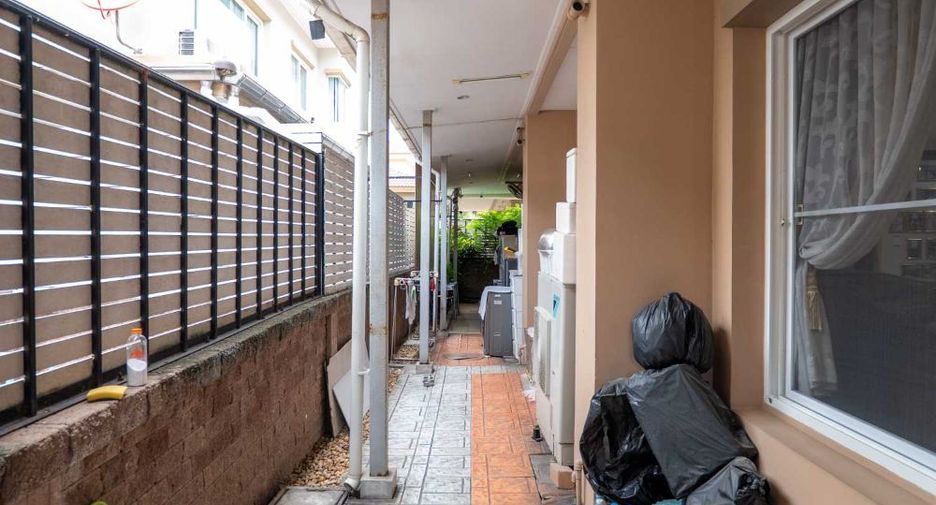 Haus zum Kauf mit 4 Zimmer in Bang Bua Thong, Nonthaburi