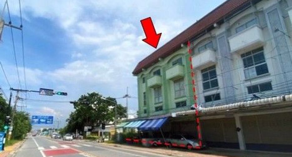 For sale 1 bed retail Space in Ban Bueng, Chonburi