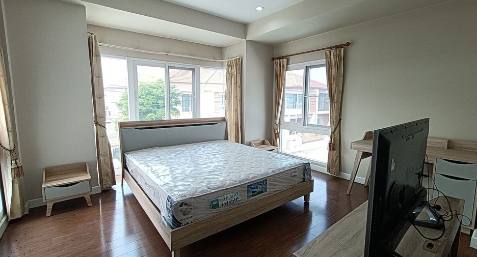Haus zum Kauf mit 3 Zimmer in San Kamphaeng, Chiang Mai
