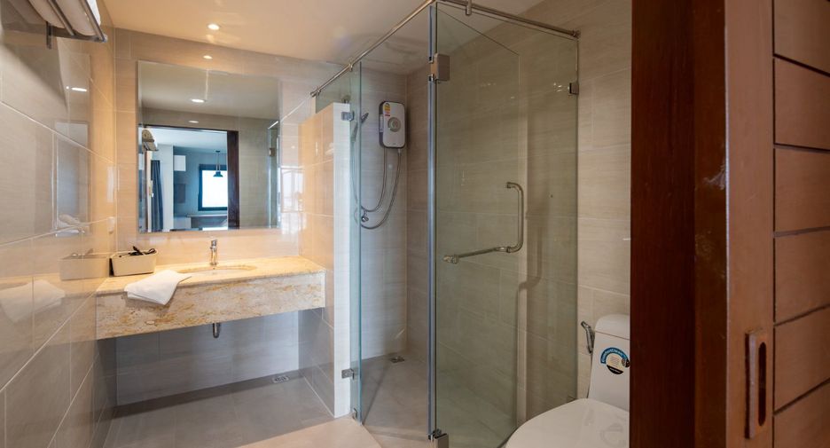 For rent 2 bedrooms condo in Chatuchak, Bangkok