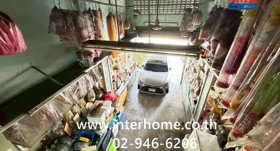 For sale 2 ベッドルーム retail Space in Phra Samut Chedi, Samut Prakan
