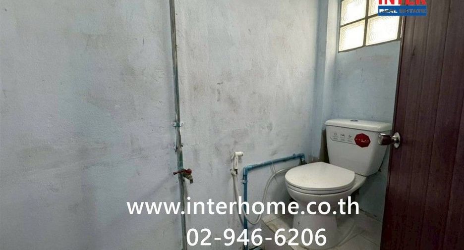 For sale 2 ベッドルーム retail Space in Phra Samut Chedi, Samut Prakan