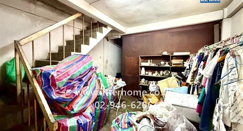 À vendre 4 chambres local commercial à Ratchathewi, Bangkok