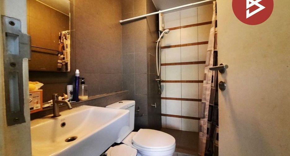 For sale 1 bed condo in Khlong Luang, Pathum Thani