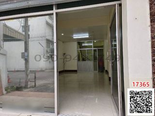 For rent 4 ベッドルーム retail Space in Nong Khaem, Bangkok