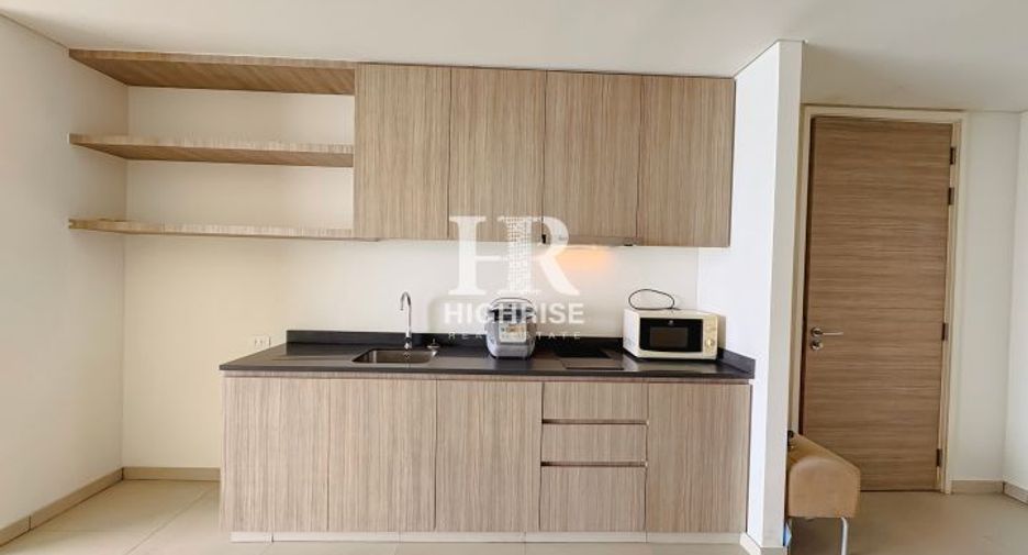 For sale 2 bedrooms condo in North Pattaya, Pattaya