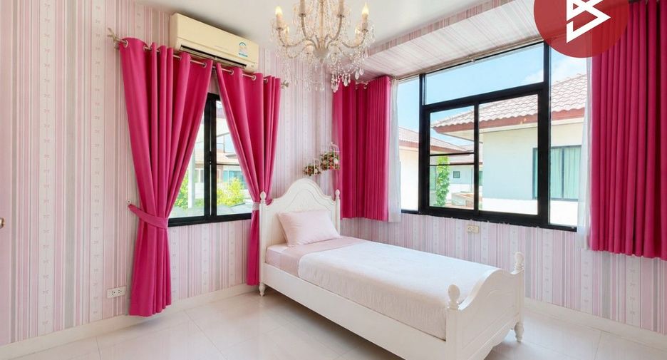 Casa en venta de 4 habitaciones en Lam Luk Ka, Pathum Thani