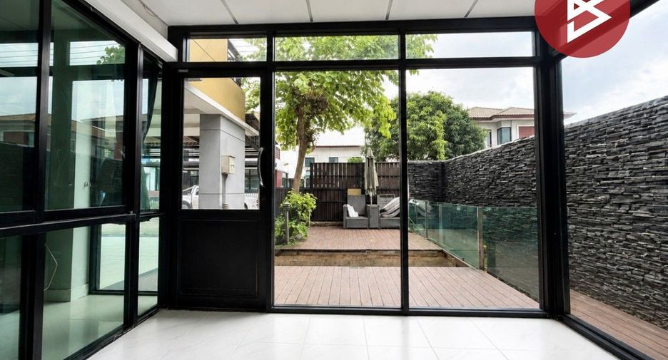 Casa en venta de 4 habitaciones en Lam Luk Ka, Pathum Thani