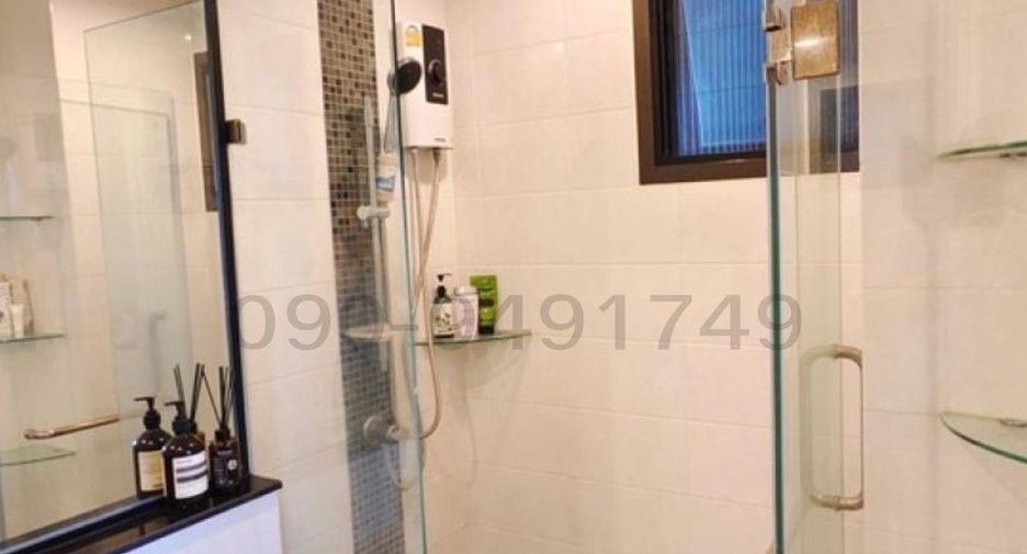For sale 2 bedrooms condo in Bang Phlat, Bangkok