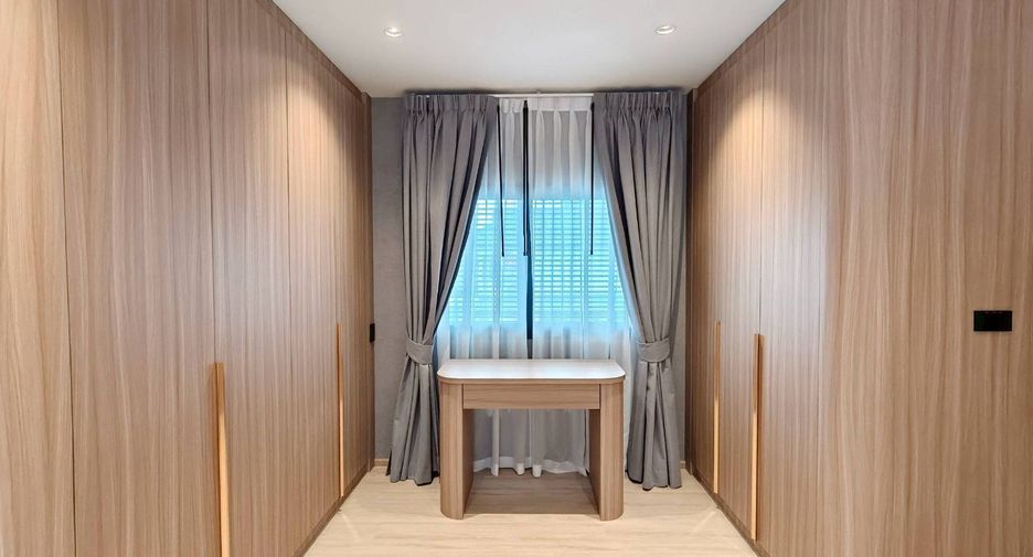 Villa en alquiler de 3 habitaciones en Jomtien, Pattaya