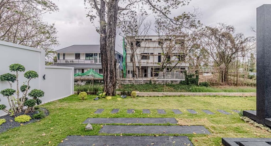 Haus zum Kauf mit 4 Zimmer in San Sai, Chiang Mai