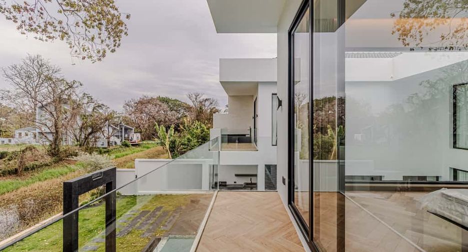Haus zum Kauf mit 4 Zimmer in San Sai, Chiang Mai