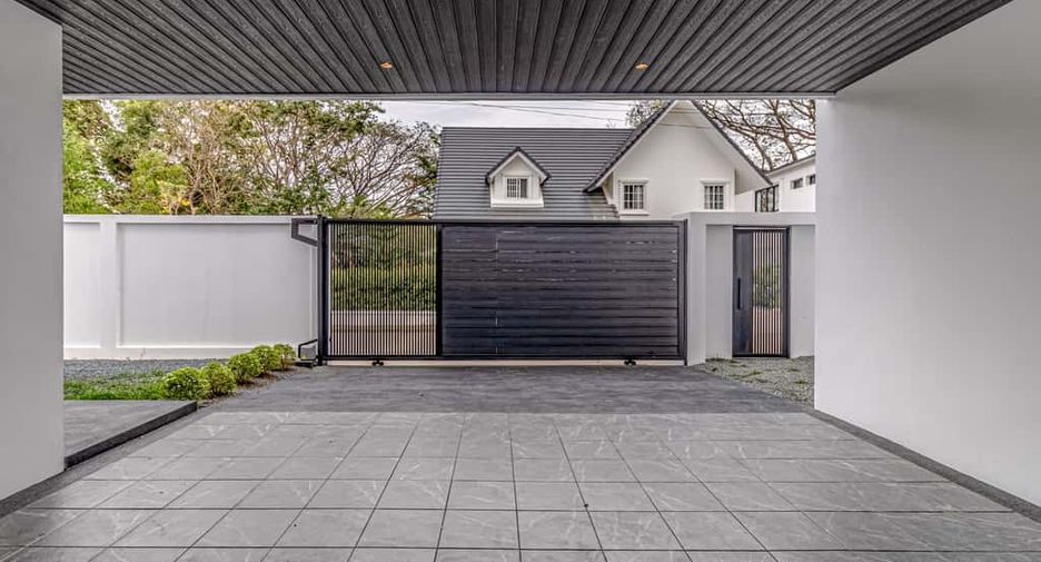 Haus zum Kauf mit 4 Zimmer in San Sai, Chiang Mai