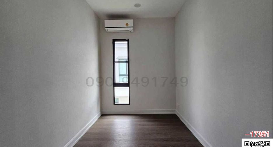 Casa en alquiler de 4 habitaciones en Taling Chan, Bangkok