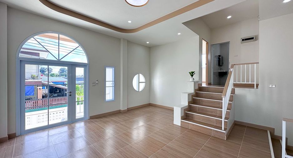 Haus zum Kauf mit 3 Zimmer in Saraphi, Chiang Mai