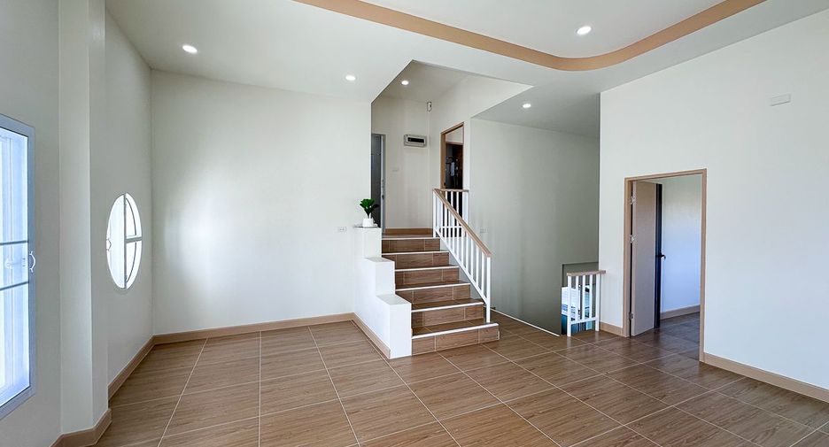 Haus zum Kauf mit 3 Zimmer in Saraphi, Chiang Mai