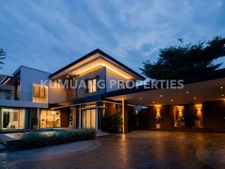 À louer et à vendre 4 chambres maison à Mueang Chiang Mai, Chiang Mai
