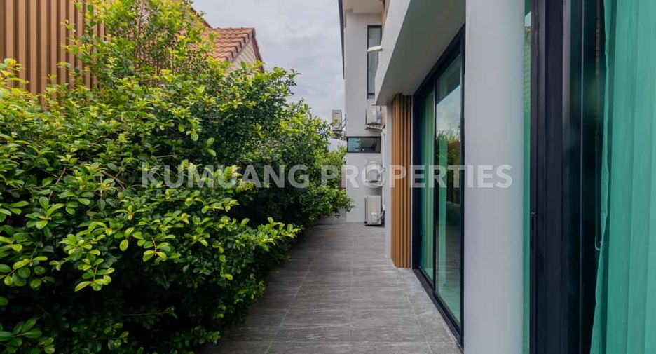 For rent and for sale 4 bedrooms house in Mueang Chiang Mai, Chiang Mai