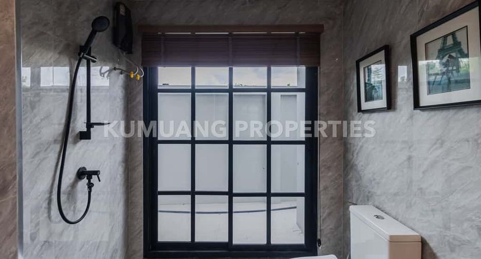 For rent and for sale 4 bedrooms house in Mueang Chiang Mai, Chiang Mai