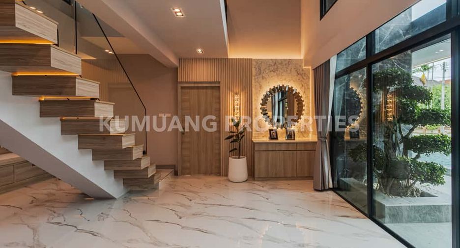 For rent and for sale 4 bedrooms house in Mueang Chiang Mai, Chiang Mai