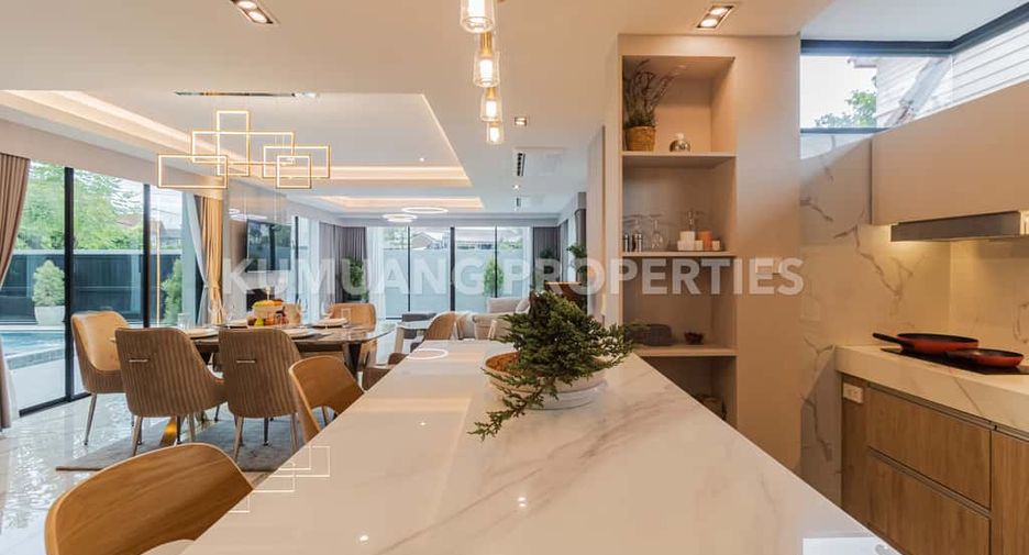 For rent and for sale 4 bedrooms house in Mueang Chiang Mai, Chiang Mai