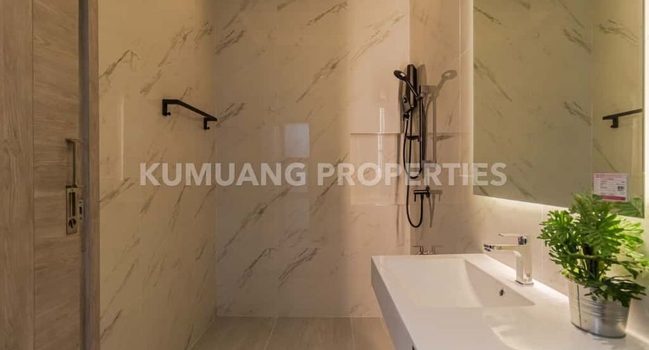 For rent and for sale 4 bedrooms house in Mueang Chiang Mai, Chiang Mai