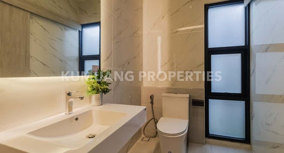 For rent and for sale 4 bedrooms house in Mueang Chiang Mai, Chiang Mai