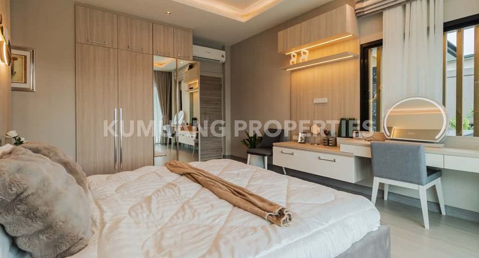 For rent and for sale 4 bedrooms house in Mueang Chiang Mai, Chiang Mai