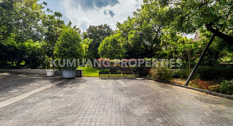 For sale 4 bedrooms house in Mae Rim, Chiang Mai