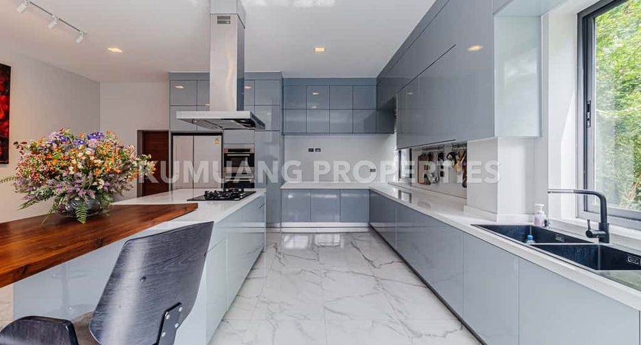 For sale 4 bedrooms house in Mae Rim, Chiang Mai