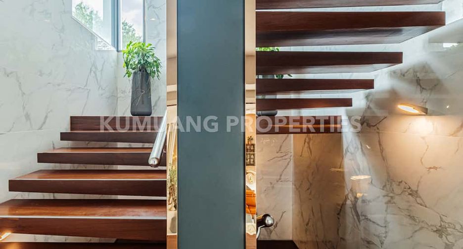 For sale 4 bedrooms house in Mae Rim, Chiang Mai