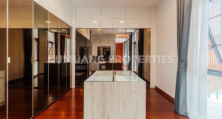 For sale 4 bedrooms house in Mae Rim, Chiang Mai