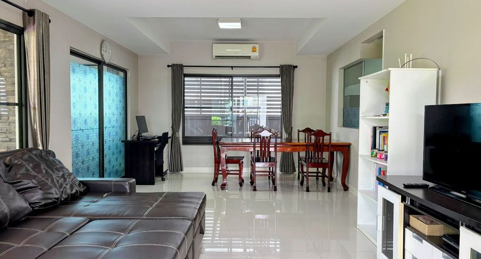 Haus zum Kauf mit 4 Zimmer in Bang Phli, Samut Prakan
