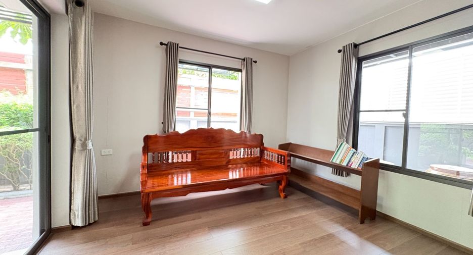Haus zum Kauf mit 4 Zimmer in Bang Phli, Samut Prakan