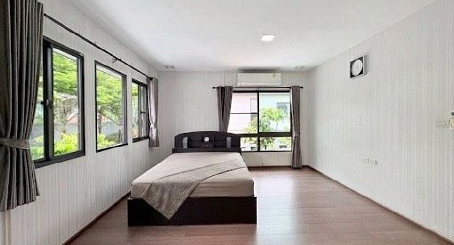Haus zum Kauf mit 4 Zimmer in Bang Phli, Samut Prakan
