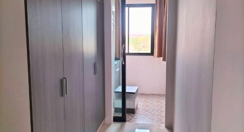 For sale 1 bed condo in Phan Thong, Chonburi